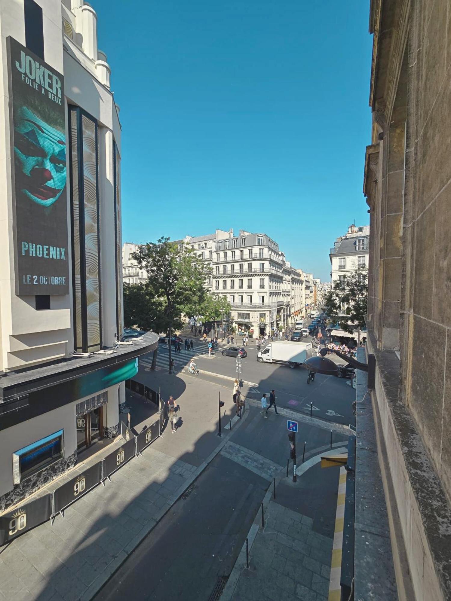 Apartment Grands Boulevards Paris