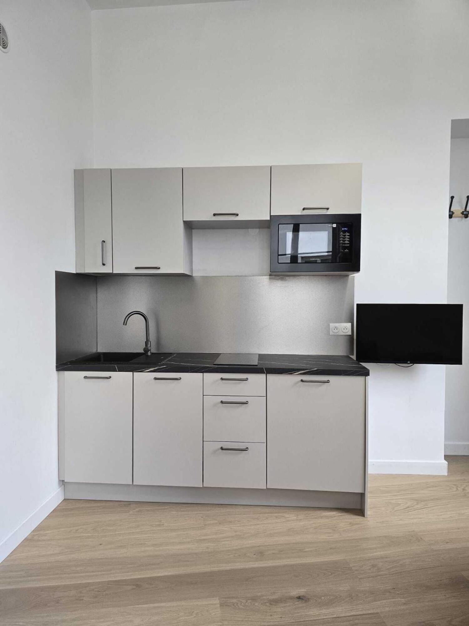 Grands Boulevards Apartment Paris